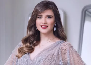 شاهد.. ياسمين عبد العزيز تنشر صورة تثير رعب مني زكي