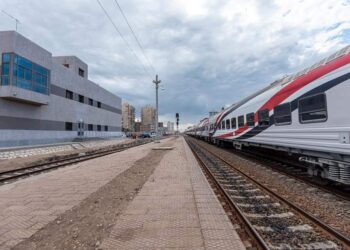 وزير النقل: الإشارات الإلكترونية الجديدة تتابع قطارات السكك الحديدية لحظة بلحظة