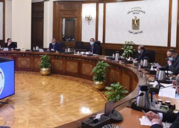 رئيس الوزراء يؤكد على تفعيل الخريطة الاستثمارية لترويج المشروعات