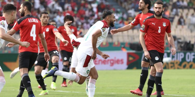مصر والمغرب (0-1).. بداية الشوط الثاني
