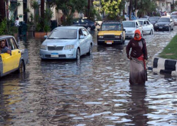 برلماني عن الإسكندرية يسأل الحكومة: ما حقيقة اختفاء المدينة بسبب الأمطار؟