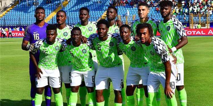 مصر ونيجيريا.. التشكيل المتوقع للنسور أمام الفراعنة