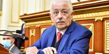 ورطة جديدة لوزير التعليم في البرلمان.. ضبط مدير مدرسة لبيعه وجبات التلاميذ في السوق السوداء