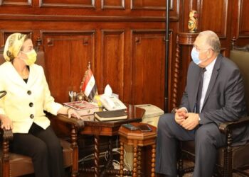 وزير الزراعة: التغيرات المناخية تؤثر على الأمن الغذائي العالمي بسبب تلوث الهواء