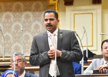 زعيم الأغلبية البرلمانية يهنئ رجال الشرطة بعيدهم: مصر عظيمة وقوية برجالها الأبطال