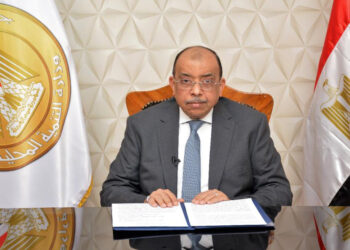 وزير التنمية المحلية يطالب الشباب و المرأة بالتوجه إلى أقرب وحدة محلية.. اعرف السبب