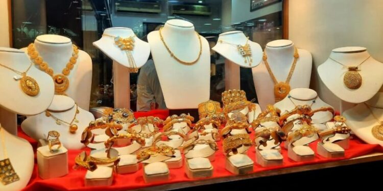 حالة الطقس اليوم.. رياح نشطة باردة وأمطار تمتد للقاهرة