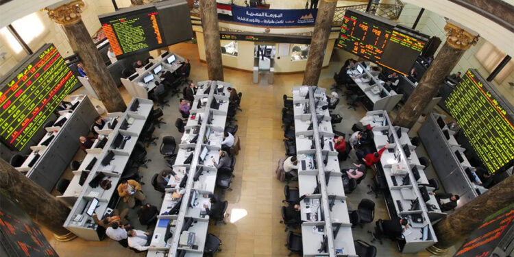 تعرف على أسباب هبوط البورصة المصرية بمنتصف تعاملات اليوم