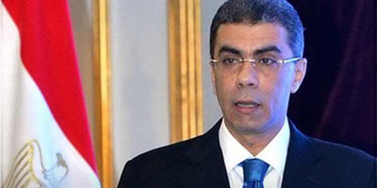 الأمين العام للنواب: ياسر رزق صاحب مسيرة مشرفة في تاريخ الصحافة