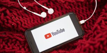 كم عدد المشتركين في يوتيوب الذين تحتاجهم لبدء جني الأموال؟