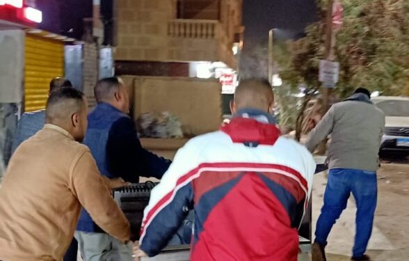 إستجابة لشكاوى المواطنين.. الجيزة تغلق وتشميع مطعم غير مرخص بحدائق الاهرام