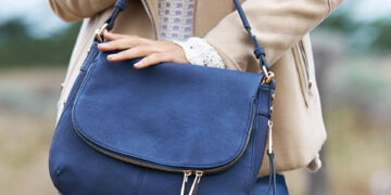 الحقائب الجلدية لامعة ونظيفة طوال الوقت.. إليكِ أسرار الحفاظ عليها
