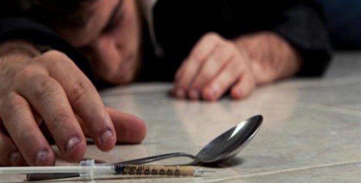 أوفر دوس .. تفاصيل وفاة شاب داخل شقة بعد جرعة مخدرات في حلوان