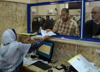 الحكومة تكشف حقيقة الاستغناء عن آلاف الموظفين مع زيادة التحول الرقمي