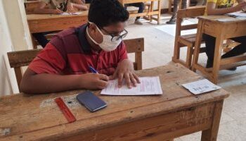 الترم الأول.. طلاب أولى ثانوى يؤدون امتحان المواد غير المضافة للمجموع
