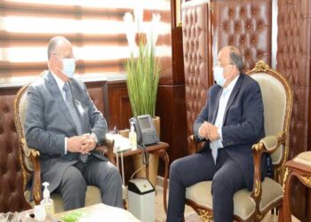 وزير التنمية المحلية يوجه بحظر الشيشة وغلق المحال المخالفة