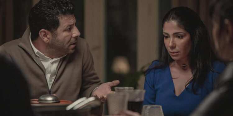 خاص.. طبيب نفسي يحلل الأبعاد النفسية لفيلم أصحاب ولا أعز