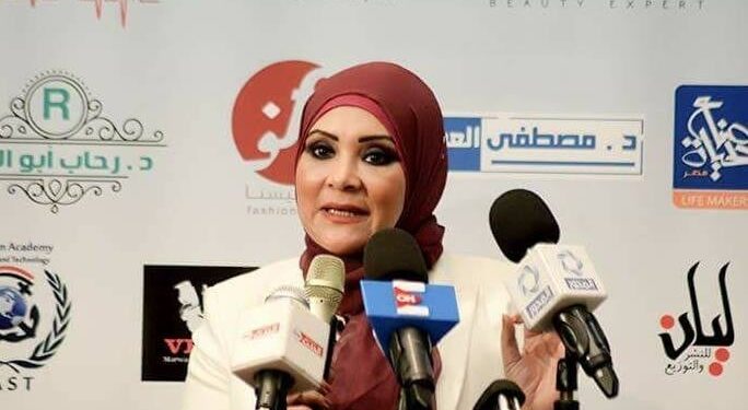 الكاتبة شيرين فؤاد