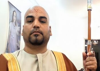 مُرسل من السماء!.. نشأت اللبناني يدعي النبوة.. وفلكية: جاء لإنقاذ الأرض