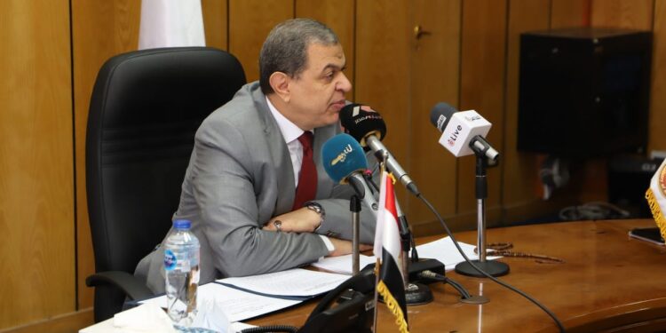 محمد سعفان وزير القوى العاملة