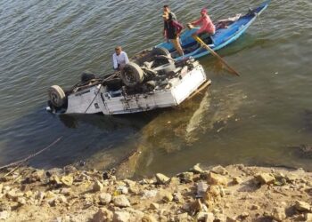 انتشال جثث 5 عمال ضحايا السيارة المنكوبة في منشاة القناطر| صورة