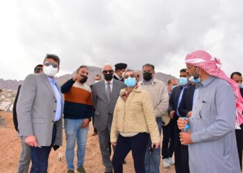 وزيرة البيئة: وضع منظومة متكاملة لإدارة المخلفات بمدينة شرم الشيخ