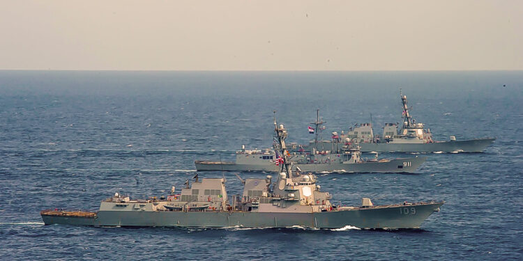 القوات البحرية