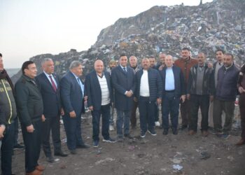 محافظ الدقهلية ونواب البرلمان يتفقدان مصنع تدوير المخالفات بالمنزلة..صور