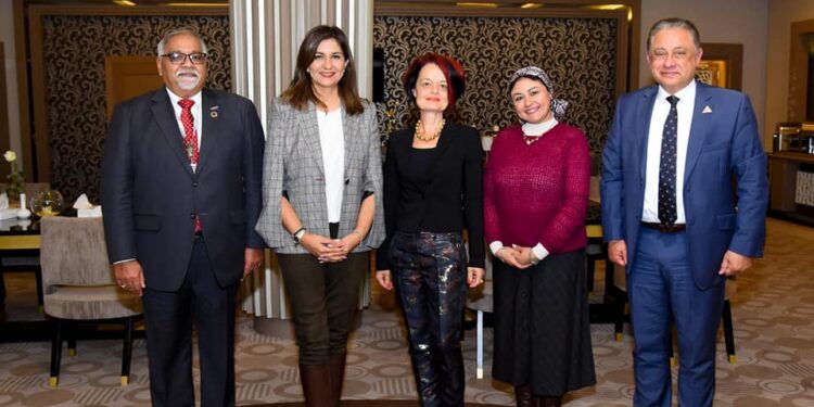 وزيرة الهجرة تعلن تخريج 1000 شاب في المرحلة الأولى من مبادرة “بداية ديجيتال”