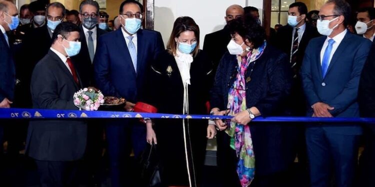 ننشر أبرز تصريحات وزيرة الثقافة من داخل معرض الكتاب