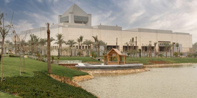 إطلاق التحديث الأول لتطبيق الهواتف المحمولة للمتحف القومي للحضارة المصرية