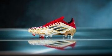 حذاء خاص لحمد صلاح