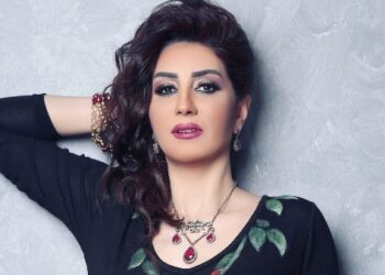 شاهد.. رأي وفاء عامر في الأغنية الجديدة لشقيقتها