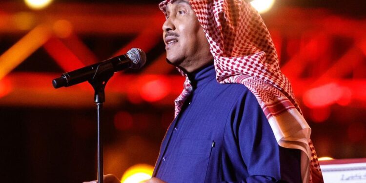 صور.. فنان العرب محمد عبده يتألق في موسم الرياض