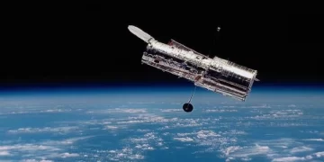 التلسكوب الفضائي الأوروبي «كيوبس» يكتشف كوكباً على شكل كرة ركبي