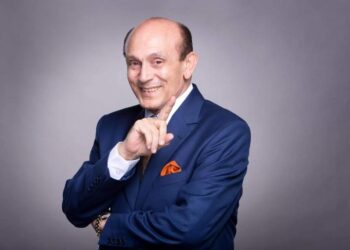 محمد صبحي ضيفًا على نادى روتارى كايرو السلام