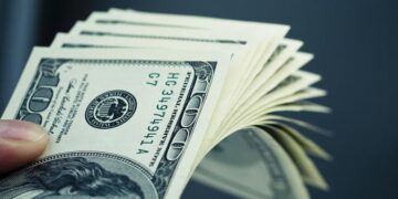سعر الدولار اليوم الإثنين 24 -1-2022 في مصر
