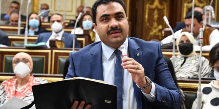 برلماني: العالم أصبح يحرص على متابعة منتدى شباب العالم
