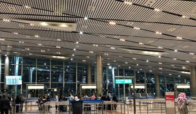 انتظام الحركة الجوية بالمطارات المصرية رغم مستجدات حالة الطقس