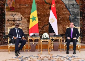 متحدث الرئاسة ينشر صور استقبال الرئيس السيسي لنظيره السنغالي بقصر الاتحادية