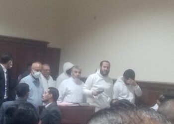 بالصور ..لحظة وصول حسن راتب وعلاء حسانين للمحكمة بقضية الآثار الكبري