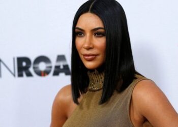 كيم كارداشيان تتخطى عالم الأزياء وتصل لطريق العملات المشفرة.. هل يُحكم عليها بالسجن؟