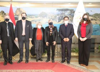 وزيرة البيئة تبحث التعاون المشترك فى مجال التغيرات المناخية مع مركز إيكاردا