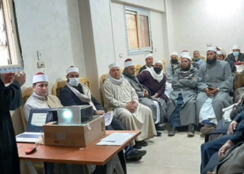 يبقى إنت أكيد في مصر.. برلماني يعلق على تدريب قسيس لأئمة مسلمين