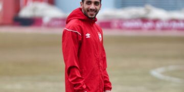 كريم فؤاد يتخلص من آلام الخلفية ويشارك في مران الأهلي