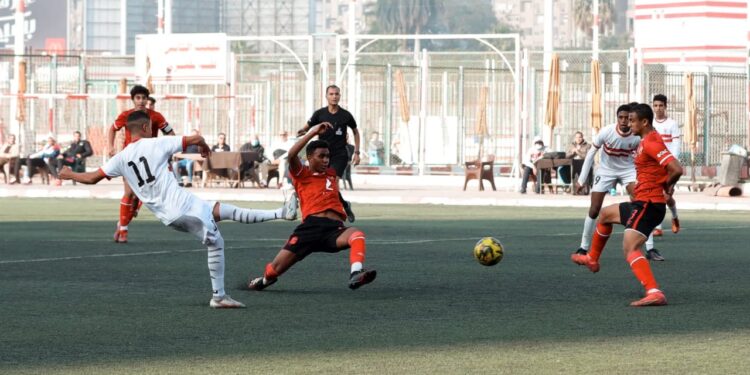 قمة 2005.. الأهلي والزمالك حبايب