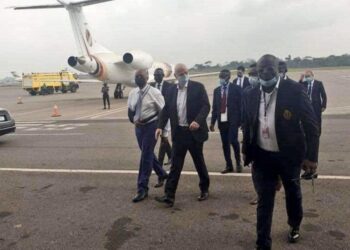 رئيس فيفا يصل الكاميرون لحضور افتتاح كأس أمم إفريقيا