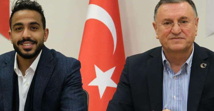 كهربا يوقع رسميا لنادي هاتاي التركي بعد اجتياز الكشف الطبي