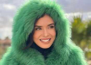 دينا الراقصة تشارك آخر جلسة تصوير لها عبر الانستجرام