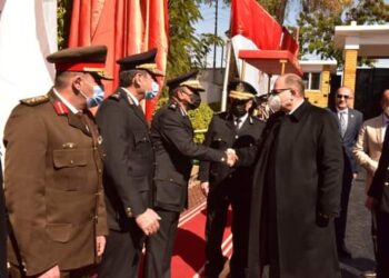 بمناسبة عيد الشرطة الـ 70.. وضع إكليل من الزهور على النصب التذكاري لشهداء الشرطة في أسيوط